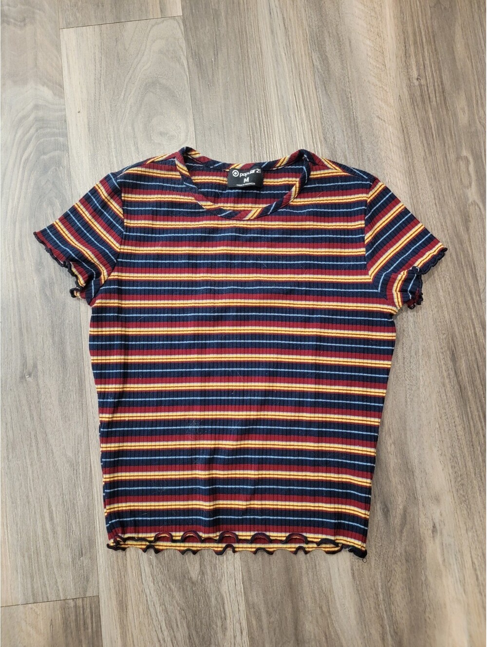 Popular 21 Cropped Striped Short Sleeve Women’s Size Medium (Runs Small)